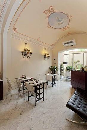 Hotel Novecento, Pisa