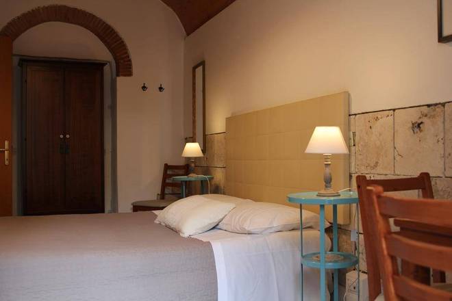 Bed & Tower, Pisa
