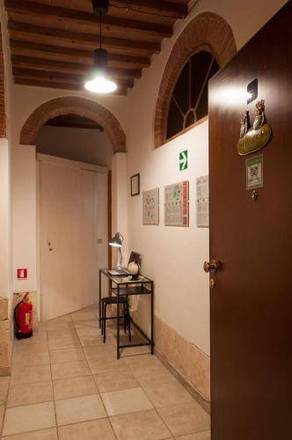 Bed & Tower, Pisa