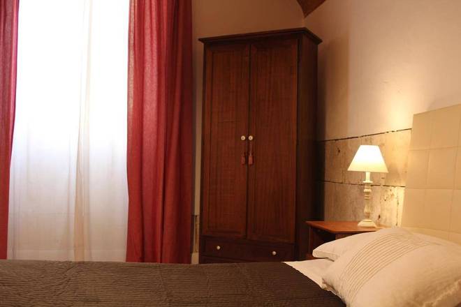 Bed & Tower, Pisa