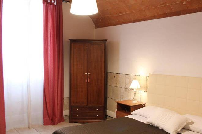 Bed & Tower, Pisa
