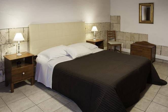 Bed & Tower, Pisa