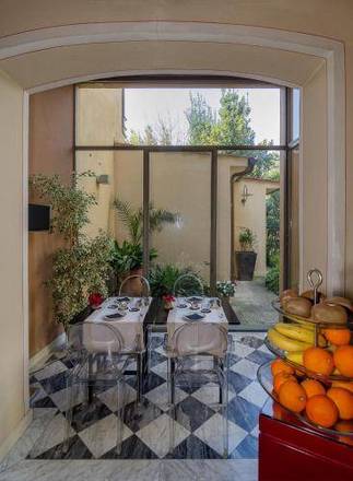 Hotel Novecento, Pisa