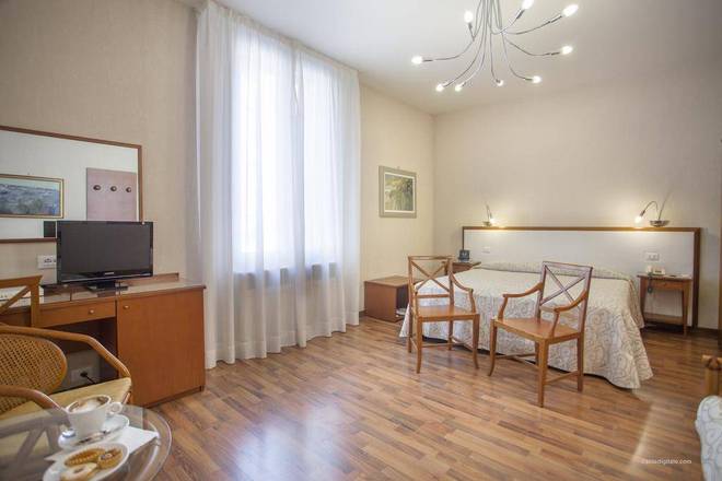 Hotel Blumen, Bologna