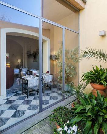 Hotel Novecento, Pisa