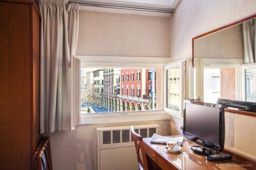 Hotel Blumen, Bologna