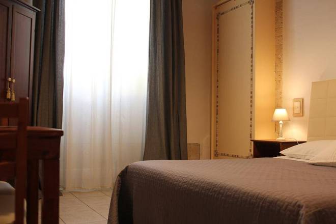 Bed & Tower, Pisa