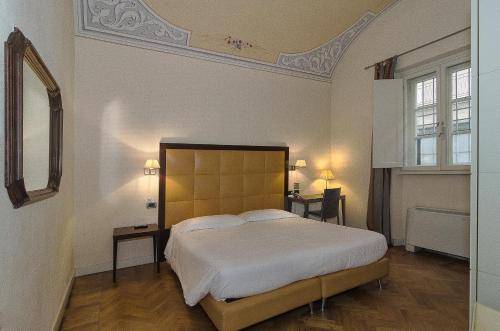Hotel Novecento, Pisa