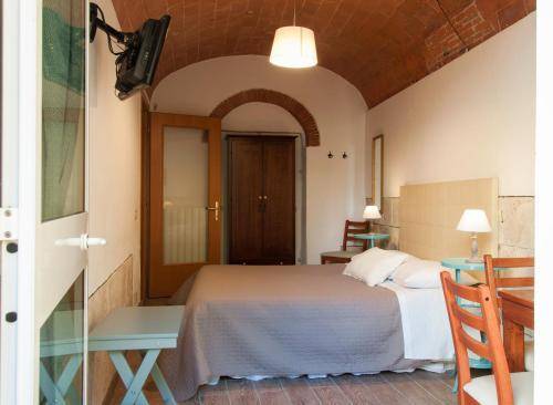 Bed & Tower, Pisa