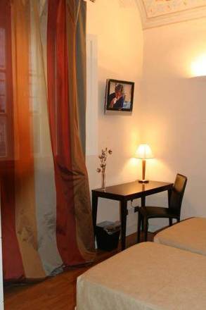 Hotel Novecento, Pisa