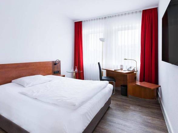Airport Hotel Dresden, Dresden