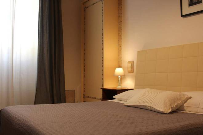 Bed & Tower, Pisa