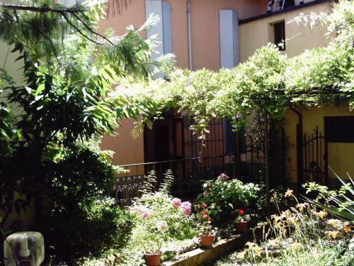 Albergo San Vitale, Bologna