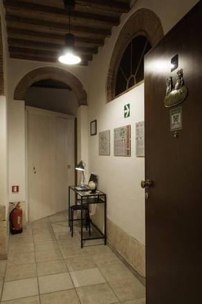 Bed & Tower, Pisa