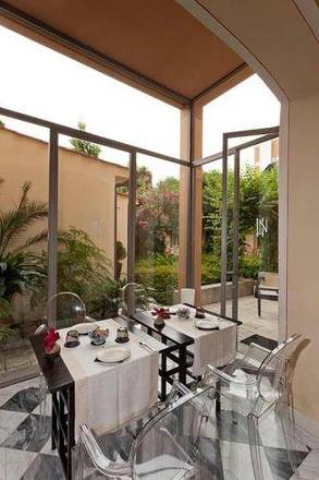 Hotel Novecento, Pisa