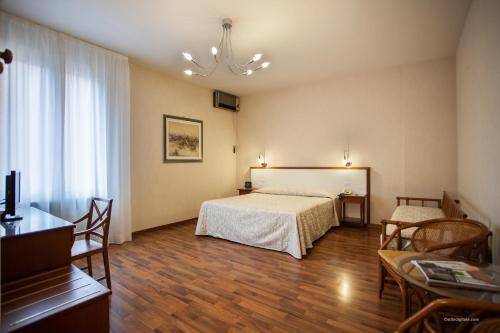 Hotel Blumen, Bologna